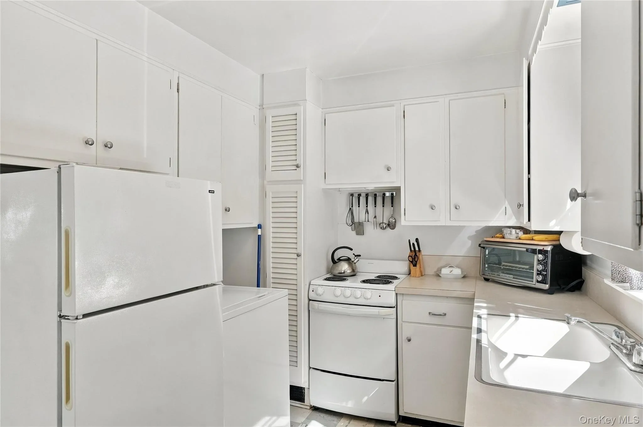 6 Mc Bride Place, Goshen, NY, 3 Bedrooms Bedrooms, 5 Rooms Rooms,1 BathroomBathrooms,Residential,For Rent,Mc Bride,0,1054723 6 Mc Bride Place, Goshen, NY, 3 Bedrooms Bedrooms, 5 Rooms Rooms,1 BathroomBathrooms,Residential,For Rent,Mc Bride,0,1054723