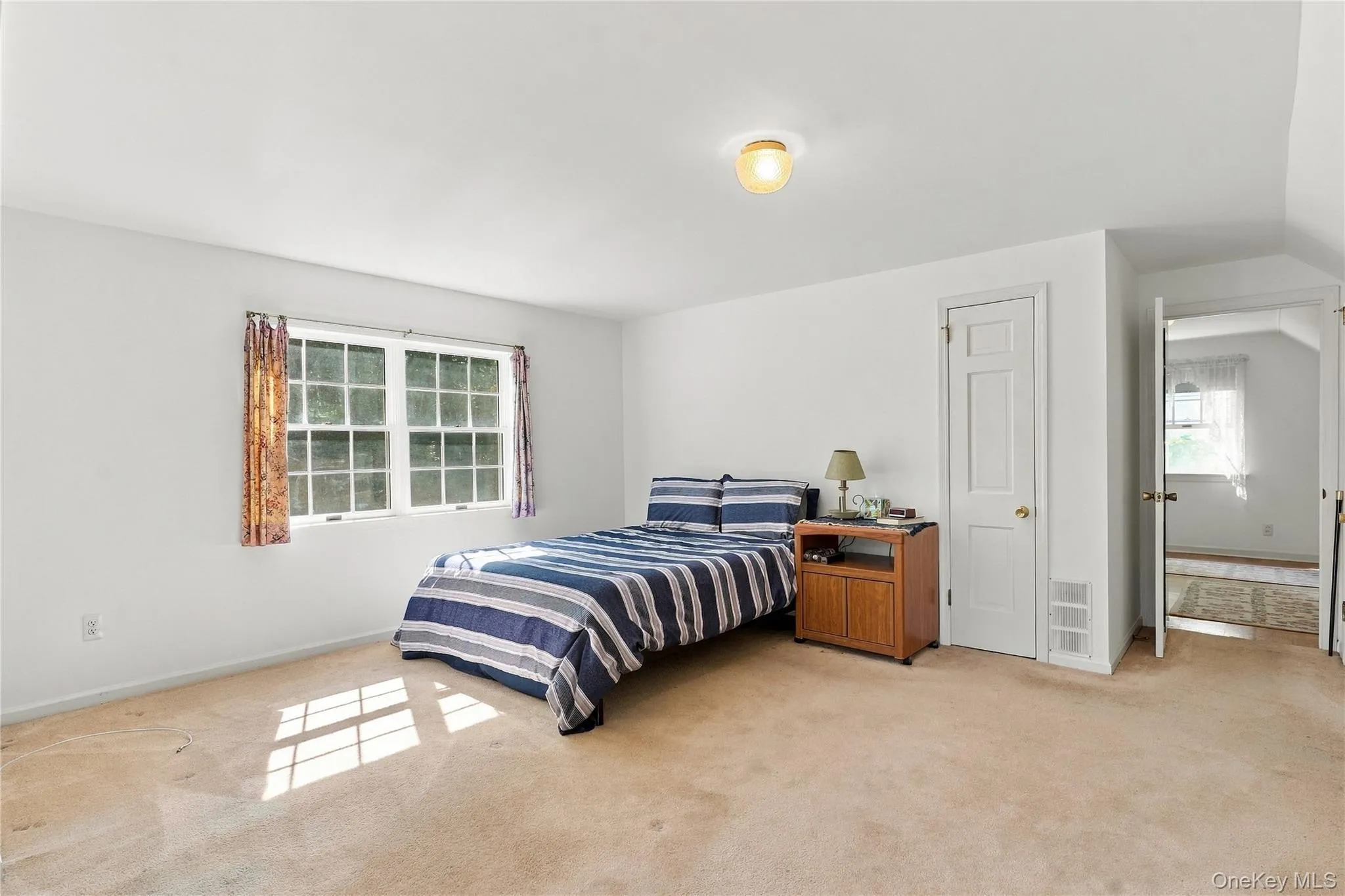 6 Mc Bride Place, Goshen, NY, 3 Bedrooms Bedrooms, 5 Rooms Rooms,1 BathroomBathrooms,Residential,For Rent,Mc Bride,0,1054723 6 Mc Bride Place, Goshen, NY, 3 Bedrooms Bedrooms, 5 Rooms Rooms,1 BathroomBathrooms,Residential,For Rent,Mc Bride,0,1054723