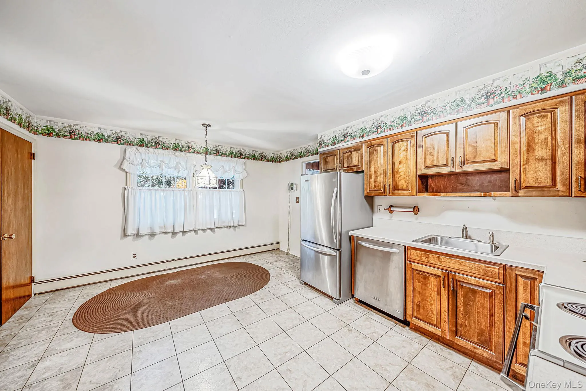 4 Middlesex Place, Huntington, NY, 4 Bedrooms Bedrooms, 8 Rooms Rooms,2 BathroomsBathrooms,Residential,For Rent,Middlesex,0,1054725 4 Middlesex Place, Huntington, NY, 4 Bedrooms Bedrooms, 8 Rooms Rooms,2 BathroomsBathrooms,Residential,For Rent,Middlesex,0,1054725