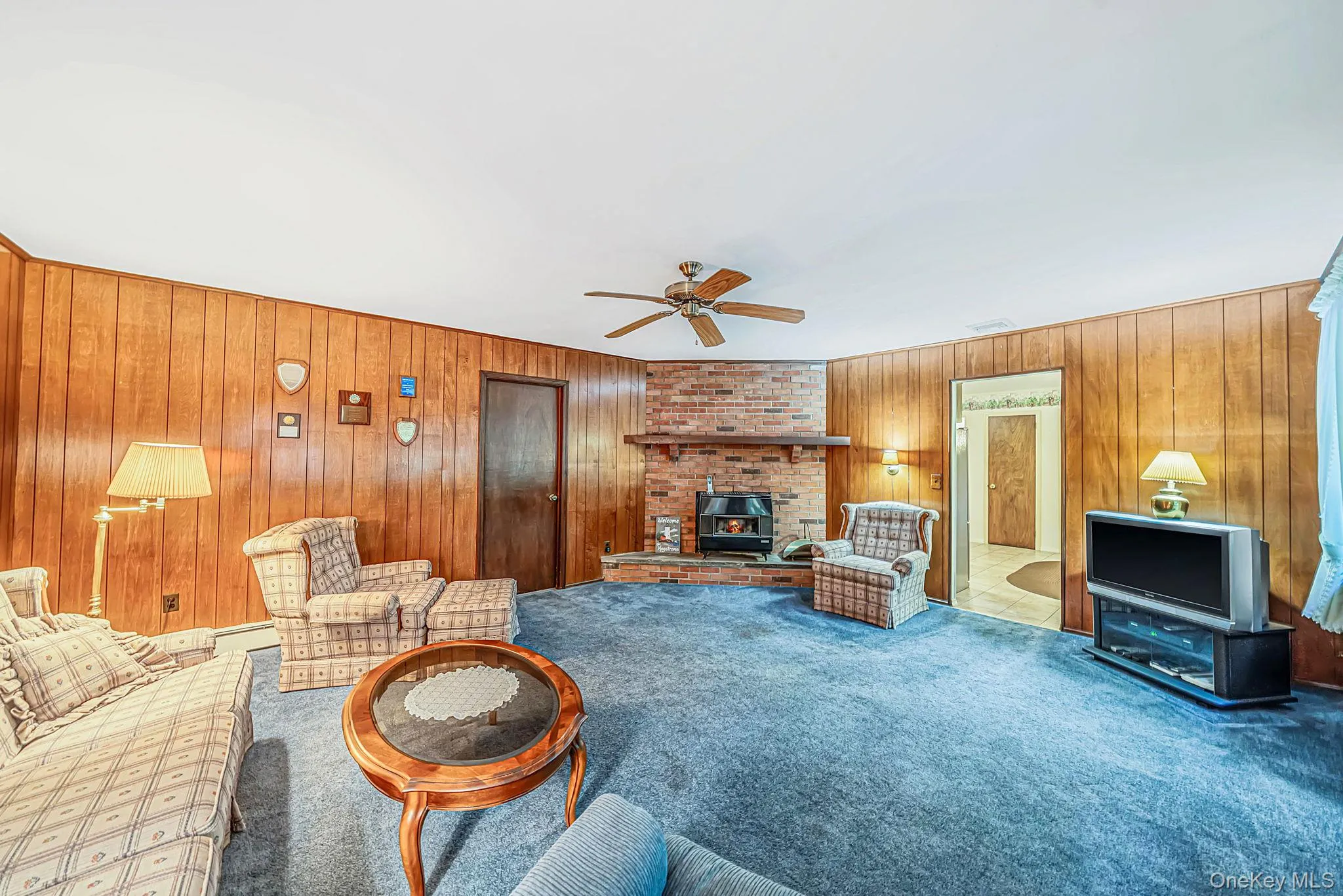 4 Middlesex Place, Huntington, NY, 4 Bedrooms Bedrooms, 8 Rooms Rooms,2 BathroomsBathrooms,Residential,For Rent,Middlesex,0,1054725 4 Middlesex Place, Huntington, NY, 4 Bedrooms Bedrooms, 8 Rooms Rooms,2 BathroomsBathrooms,Residential,For Rent,Middlesex,0,1054725