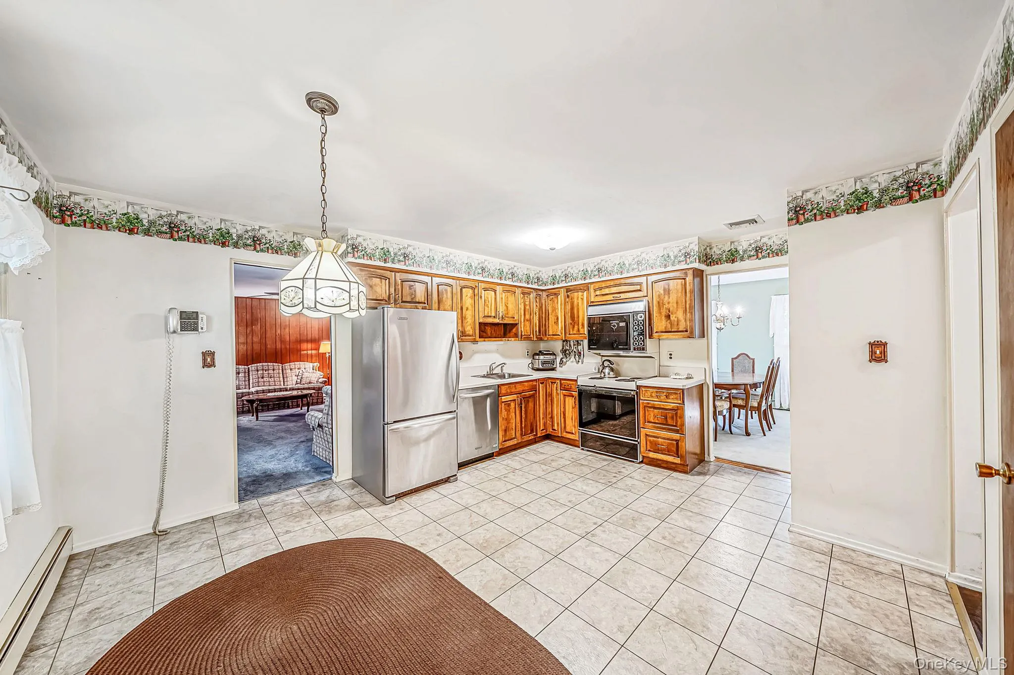 4 Middlesex Place, Huntington, NY, 4 Bedrooms Bedrooms, 8 Rooms Rooms,2 BathroomsBathrooms,Residential,For Rent,Middlesex,0,1054725 4 Middlesex Place, Huntington, NY, 4 Bedrooms Bedrooms, 8 Rooms Rooms,2 BathroomsBathrooms,Residential,For Rent,Middlesex,0,1054725