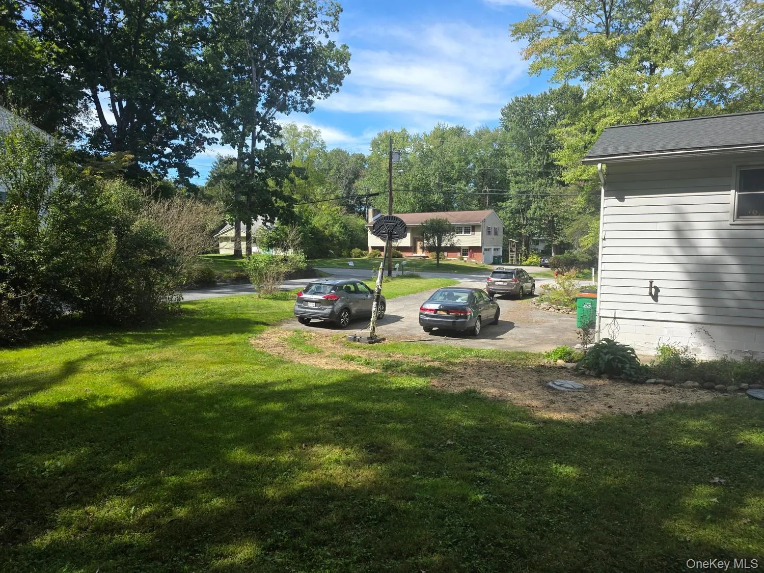 28 Robert Drive, Hyde Park, NY, 4 Bedrooms Bedrooms, 8 Rooms Rooms,2 BathroomsBathrooms,Residential,For Rent,Robert,0,1054727 28 Robert Drive, Hyde Park, NY, 4 Bedrooms Bedrooms, 8 Rooms Rooms,2 BathroomsBathrooms,Residential,For Rent,Robert,0,1054727