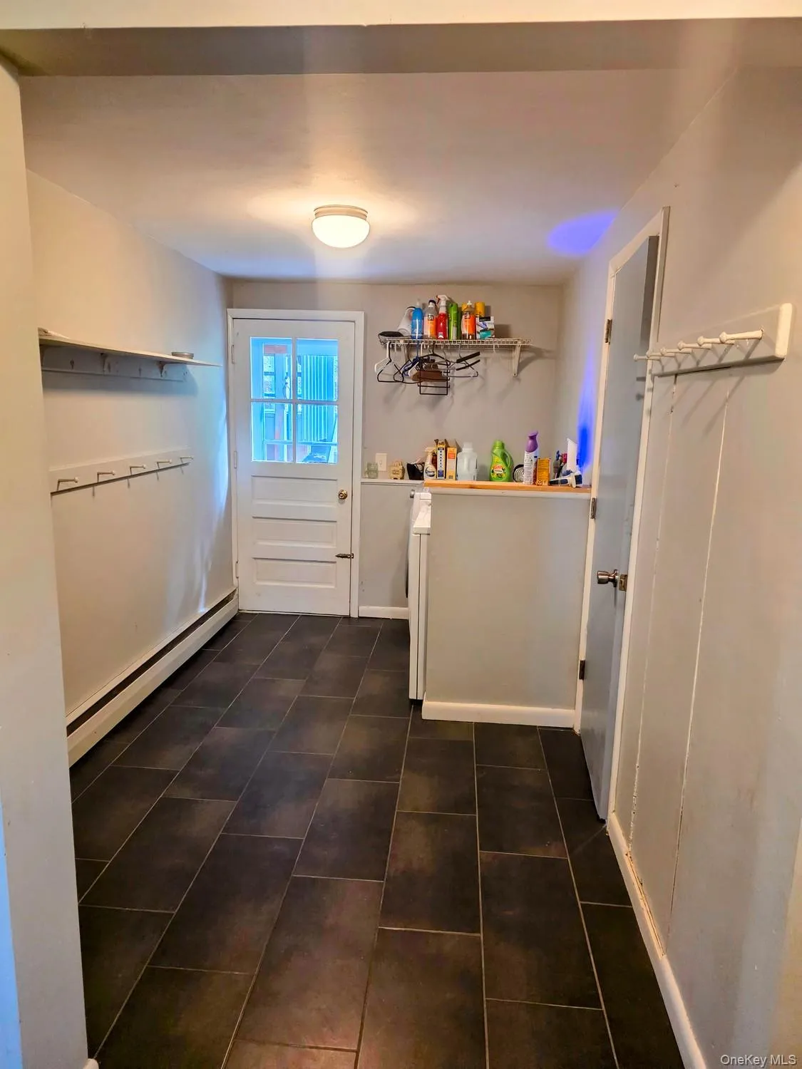 28 Robert Drive, Hyde Park, NY, 4 Bedrooms Bedrooms, 8 Rooms Rooms,2 BathroomsBathrooms,Residential,For Rent,Robert,0,1054727 28 Robert Drive, Hyde Park, NY, 4 Bedrooms Bedrooms, 8 Rooms Rooms,2 BathroomsBathrooms,Residential,For Rent,Robert,0,1054727