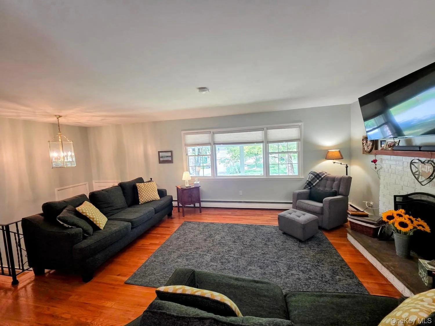 28 Robert Drive, Hyde Park, NY, 4 Bedrooms Bedrooms, 8 Rooms Rooms,2 BathroomsBathrooms,Residential,For Rent,Robert,0,1054727 28 Robert Drive, Hyde Park, NY, 4 Bedrooms Bedrooms, 8 Rooms Rooms,2 BathroomsBathrooms,Residential,For Rent,Robert,0,1054727