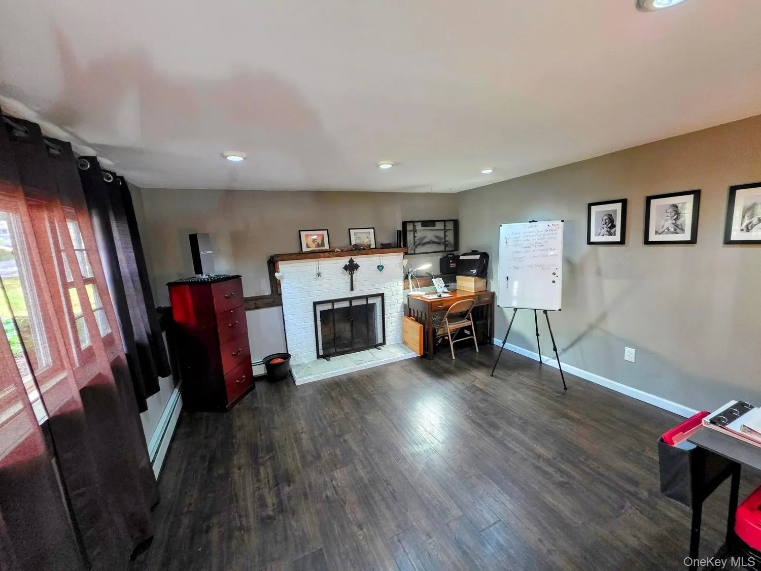 28 Robert Drive, Hyde Park, NY, 4 Bedrooms Bedrooms, 8 Rooms Rooms,2 BathroomsBathrooms,Residential,For Rent,Robert,0,1054727 28 Robert Drive, Hyde Park, NY, 4 Bedrooms Bedrooms, 8 Rooms Rooms,2 BathroomsBathrooms,Residential,For Rent,Robert,0,1054727