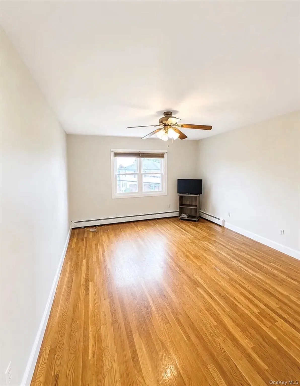 61 Mansion Avenue, Yonkers, NY, 3 Bedroom Bedrooms, 5 Room Rooms,1 BathroomBathrooms,Residential Lease,For Rent,Mansion,0,1054728 61 Mansion Avenue, Yonkers, NY, 3 Bedroom Bedrooms, 5 Room Rooms,1 BathroomBathrooms,Residential Lease,For Rent,Mansion,0,1054728