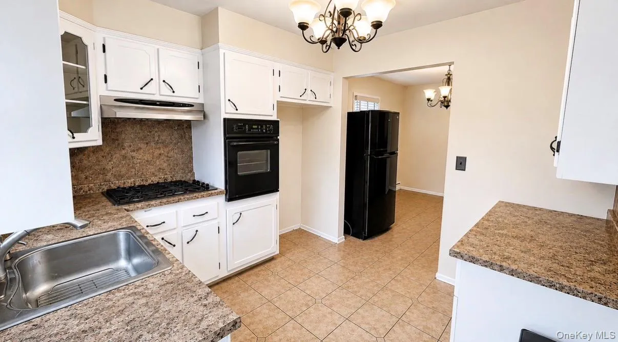 61 Mansion Avenue, Yonkers, NY, 3 Bedroom Bedrooms, 5 Room Rooms,1 BathroomBathrooms,Residential Lease,For Rent,Mansion,0,1054728 61 Mansion Avenue, Yonkers, NY, 3 Bedroom Bedrooms, 5 Room Rooms,1 BathroomBathrooms,Residential Lease,For Rent,Mansion,0,1054728