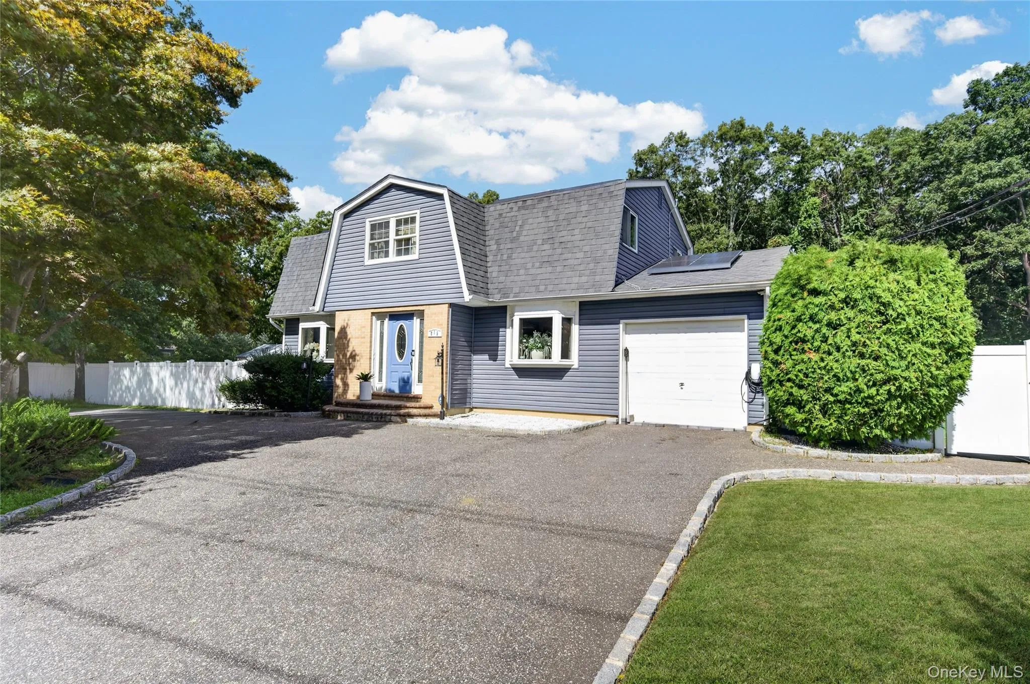 815 Expressway Drive, Brookhaven, NY, 4 Bedrooms Bedrooms, 8 Rooms Rooms,2 BathroomsBathrooms,Residential,For Rent,Expressway,0,1054730 815 Expressway Drive, Brookhaven, NY, 4 Bedrooms Bedrooms, 8 Rooms Rooms,2 BathroomsBathrooms,Residential,For Rent,Expressway,0,1054730