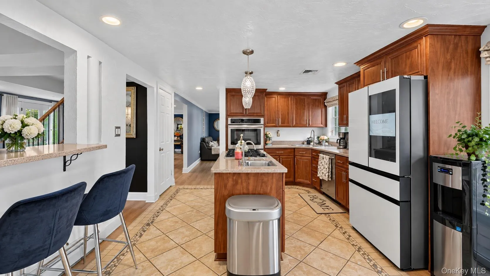 815 Expressway Drive, Brookhaven, NY, 4 Bedrooms Bedrooms, 8 Rooms Rooms,2 BathroomsBathrooms,Residential,For Rent,Expressway,0,1054730 815 Expressway Drive, Brookhaven, NY, 4 Bedrooms Bedrooms, 8 Rooms Rooms,2 BathroomsBathrooms,Residential,For Rent,Expressway,0,1054730