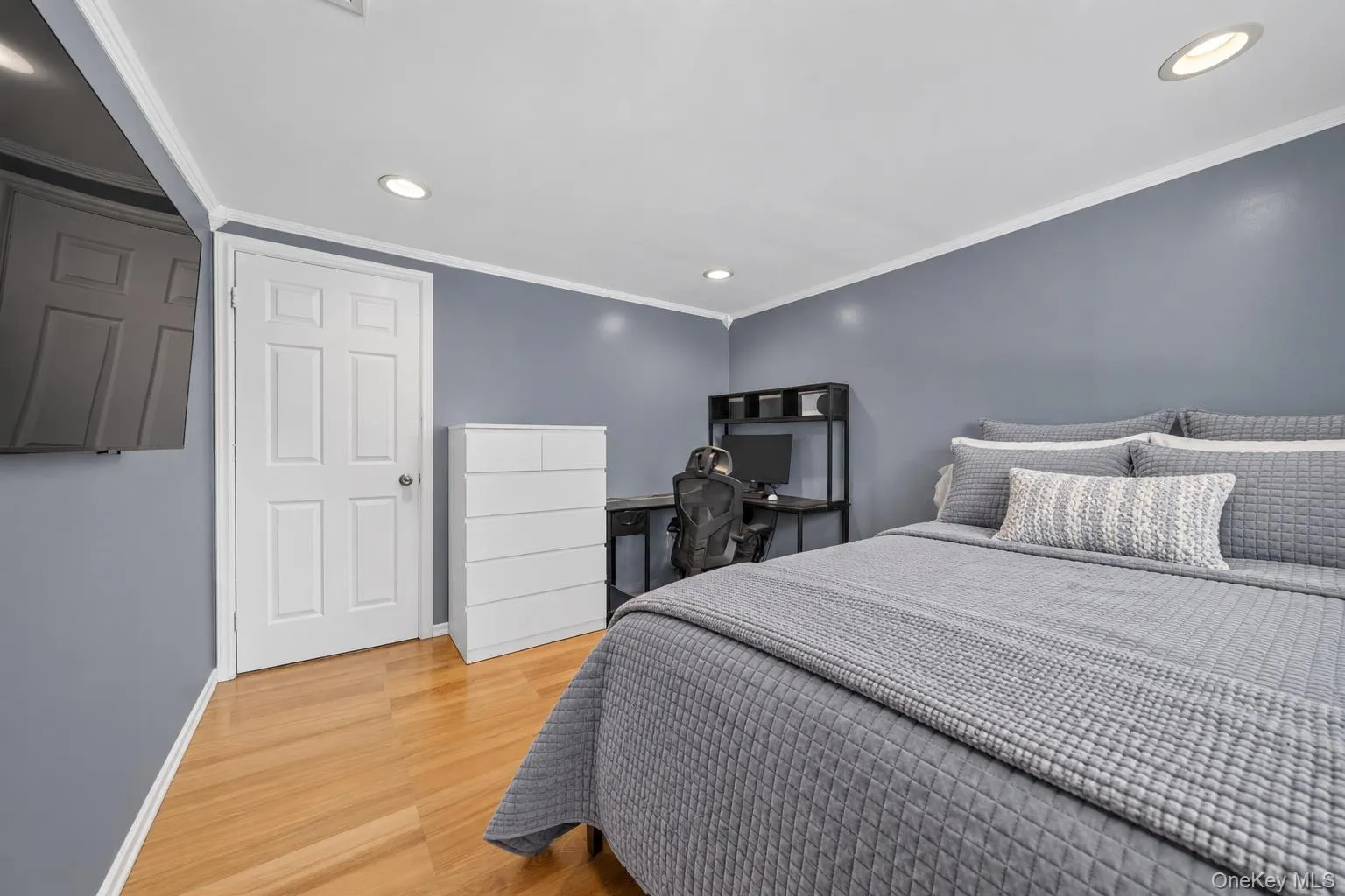 815 Expressway Drive, Brookhaven, NY, 4 Bedrooms Bedrooms, 8 Rooms Rooms,2 BathroomsBathrooms,Residential,For Rent,Expressway,0,1054730 815 Expressway Drive, Brookhaven, NY, 4 Bedrooms Bedrooms, 8 Rooms Rooms,2 BathroomsBathrooms,Residential,For Rent,Expressway,0,1054730
