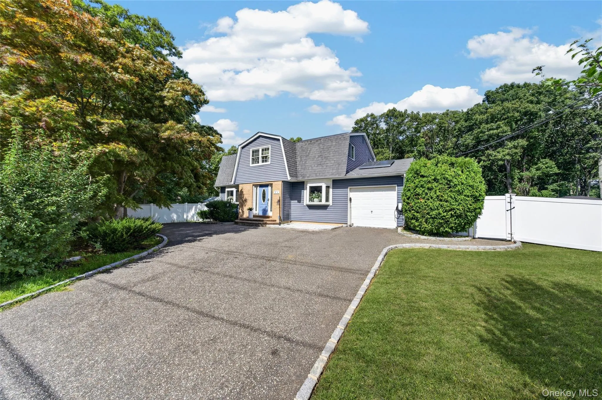 815 Expressway Drive, Brookhaven, NY, 4 Bedrooms Bedrooms, 8 Rooms Rooms,2 BathroomsBathrooms,Residential,For Rent,Expressway,0,1054730 815 Expressway Drive, Brookhaven, NY, 4 Bedrooms Bedrooms, 8 Rooms Rooms,2 BathroomsBathrooms,Residential,For Rent,Expressway,0,1054730
