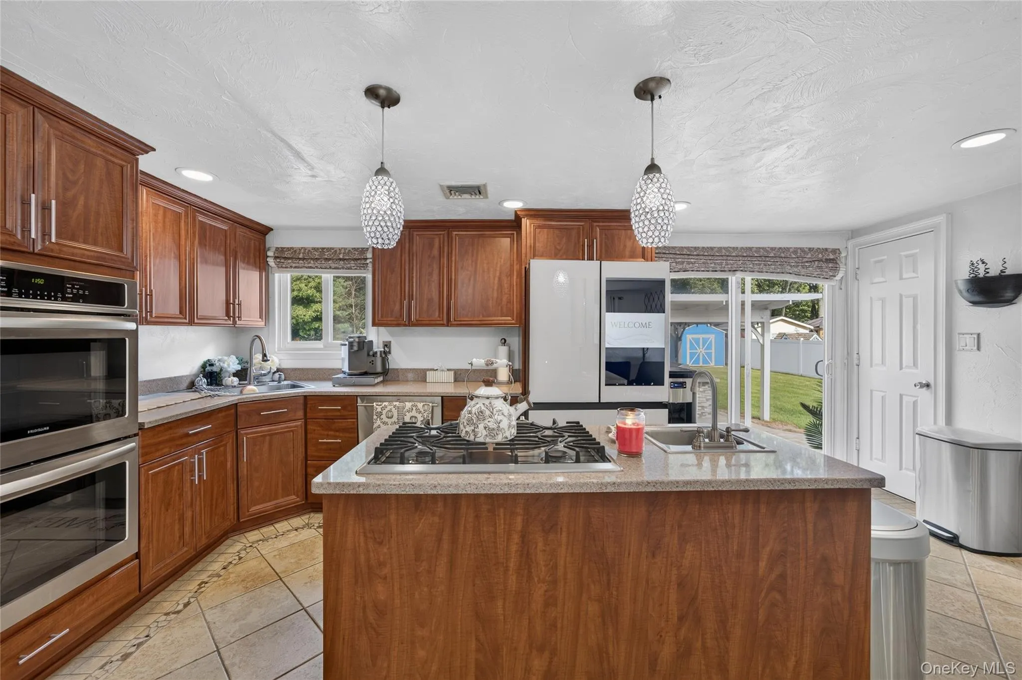 815 Expressway Drive, Brookhaven, NY, 4 Bedrooms Bedrooms, 8 Rooms Rooms,2 BathroomsBathrooms,Residential,For Rent,Expressway,0,1054730 815 Expressway Drive, Brookhaven, NY, 4 Bedrooms Bedrooms, 8 Rooms Rooms,2 BathroomsBathrooms,Residential,For Rent,Expressway,0,1054730
