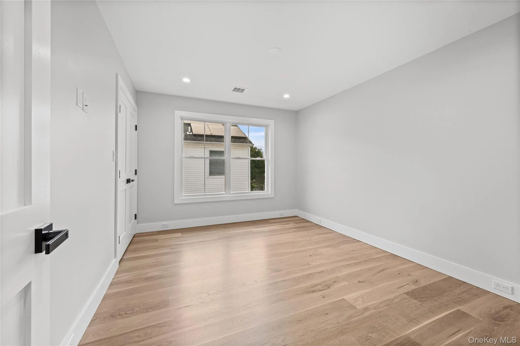 2439 Berkeley Place, Hempstead, NY, 4 Bedrooms Bedrooms, 8 Rooms Rooms,4 BathroomsBathrooms,Residential,For Rent,Berkeley Place,0,1054731 2439 Berkeley Place, Hempstead, NY, 4 Bedrooms Bedrooms, 8 Rooms Rooms,4 BathroomsBathrooms,Residential,For Rent,Berkeley Place,0,1054731