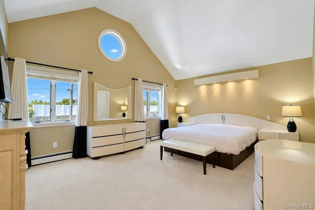 Large primary with 2 closets, including a walk-in closet, and ensuite Large primary with 2 closets, including a walk-in closet, and ensuite