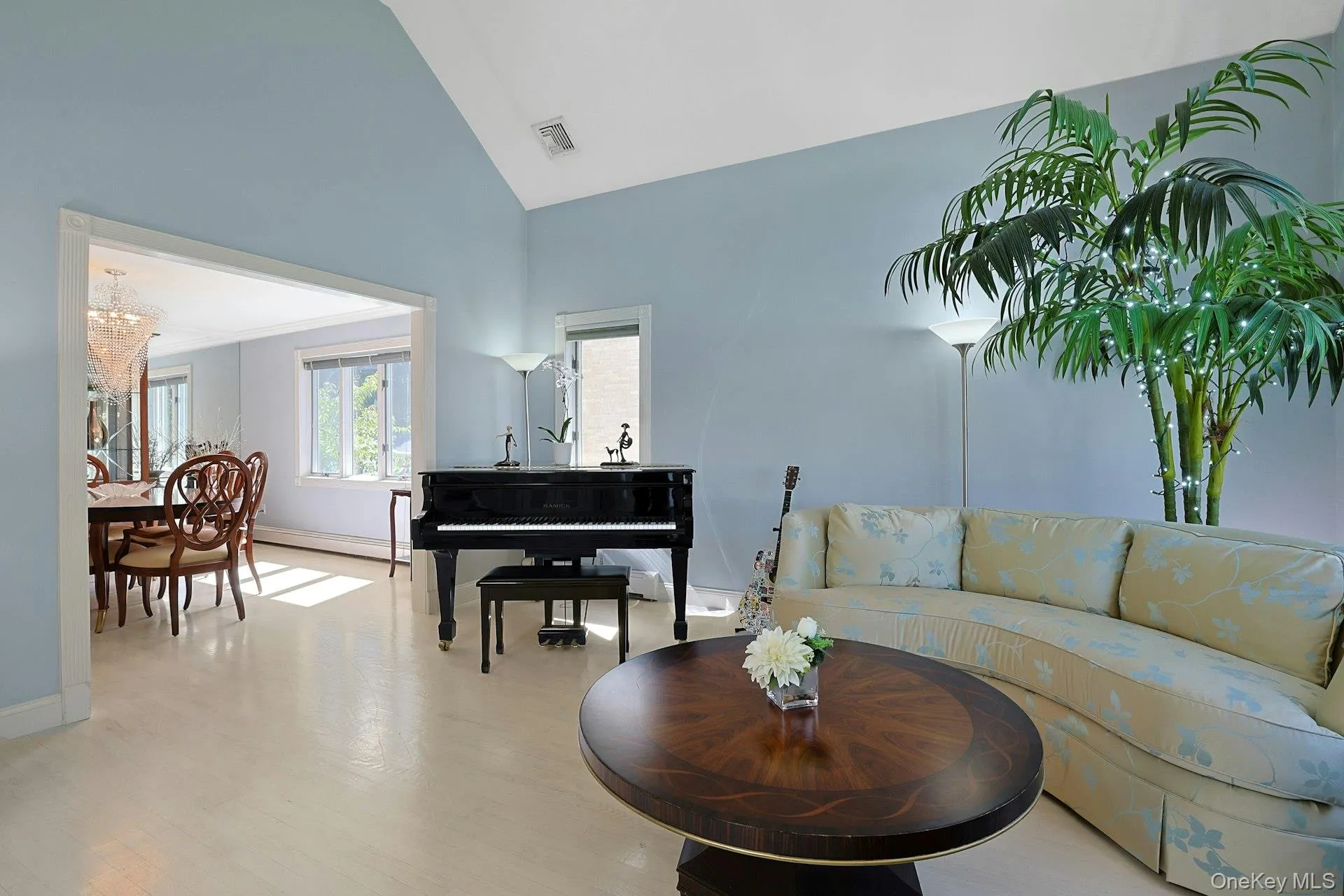 19 Maple Street, Eastchester, NY, 4 Bedrooms Bedrooms, 9 Rooms Rooms,2 BathroomsBathrooms,Residential,For Rent,Maple,0,1054733 19 Maple Street, Eastchester, NY, 4 Bedrooms Bedrooms, 9 Rooms Rooms,2 BathroomsBathrooms,Residential,For Rent,Maple,0,1054733