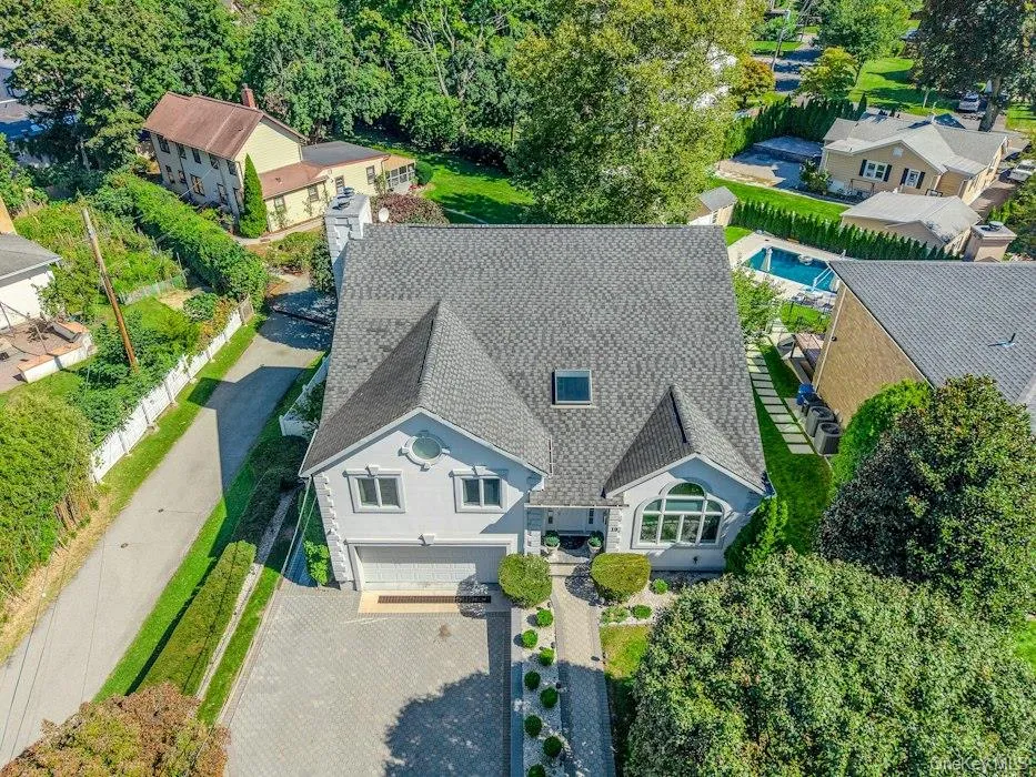 19 Maple Street, Eastchester, NY, 4 Bedrooms Bedrooms, 9 Rooms Rooms,2 BathroomsBathrooms,Residential,For Rent,Maple,0,1054733 19 Maple Street, Eastchester, NY, 4 Bedrooms Bedrooms, 9 Rooms Rooms,2 BathroomsBathrooms,Residential,For Rent,Maple,0,1054733