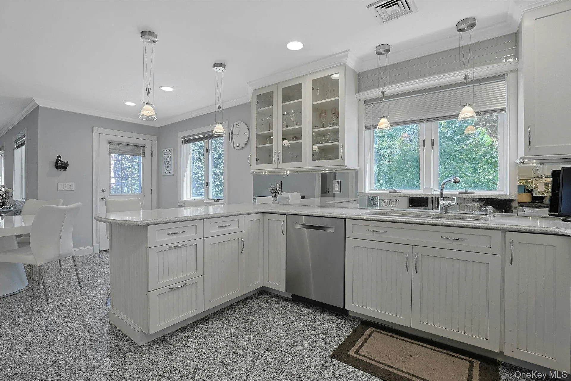 19 Maple Street, Eastchester, NY, 4 Bedrooms Bedrooms, 9 Rooms Rooms,2 BathroomsBathrooms,Residential,For Rent,Maple,0,1054733 19 Maple Street, Eastchester, NY, 4 Bedrooms Bedrooms, 9 Rooms Rooms,2 BathroomsBathrooms,Residential,For Rent,Maple,0,1054733