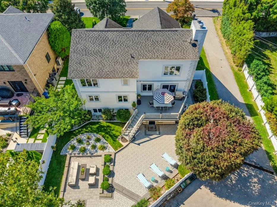 19 Maple Street, Eastchester, NY, 4 Bedrooms Bedrooms, 9 Rooms Rooms,2 BathroomsBathrooms,Residential,For Rent,Maple,0,1054733 19 Maple Street, Eastchester, NY, 4 Bedrooms Bedrooms, 9 Rooms Rooms,2 BathroomsBathrooms,Residential,For Rent,Maple,0,1054733