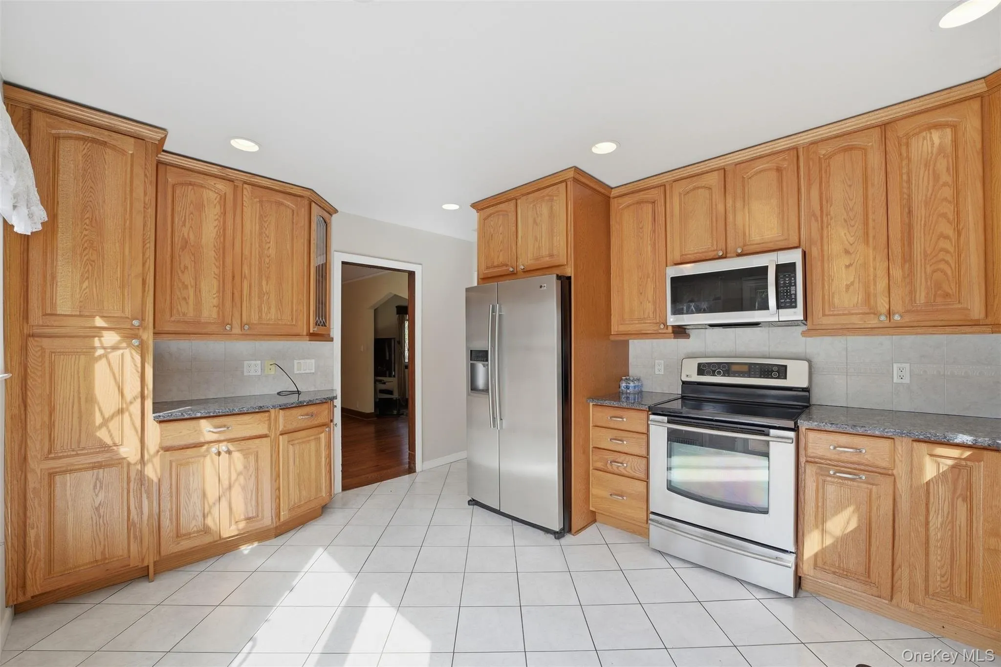 187 Neuton Avenue, Rye Town, NY, 3 Bedrooms Bedrooms, 7 Rooms Rooms,1 BathroomBathrooms,Residential,For Rent,Neuton,0,1054734 187 Neuton Avenue, Rye Town, NY, 3 Bedrooms Bedrooms, 7 Rooms Rooms,1 BathroomBathrooms,Residential,For Rent,Neuton,0,1054734
