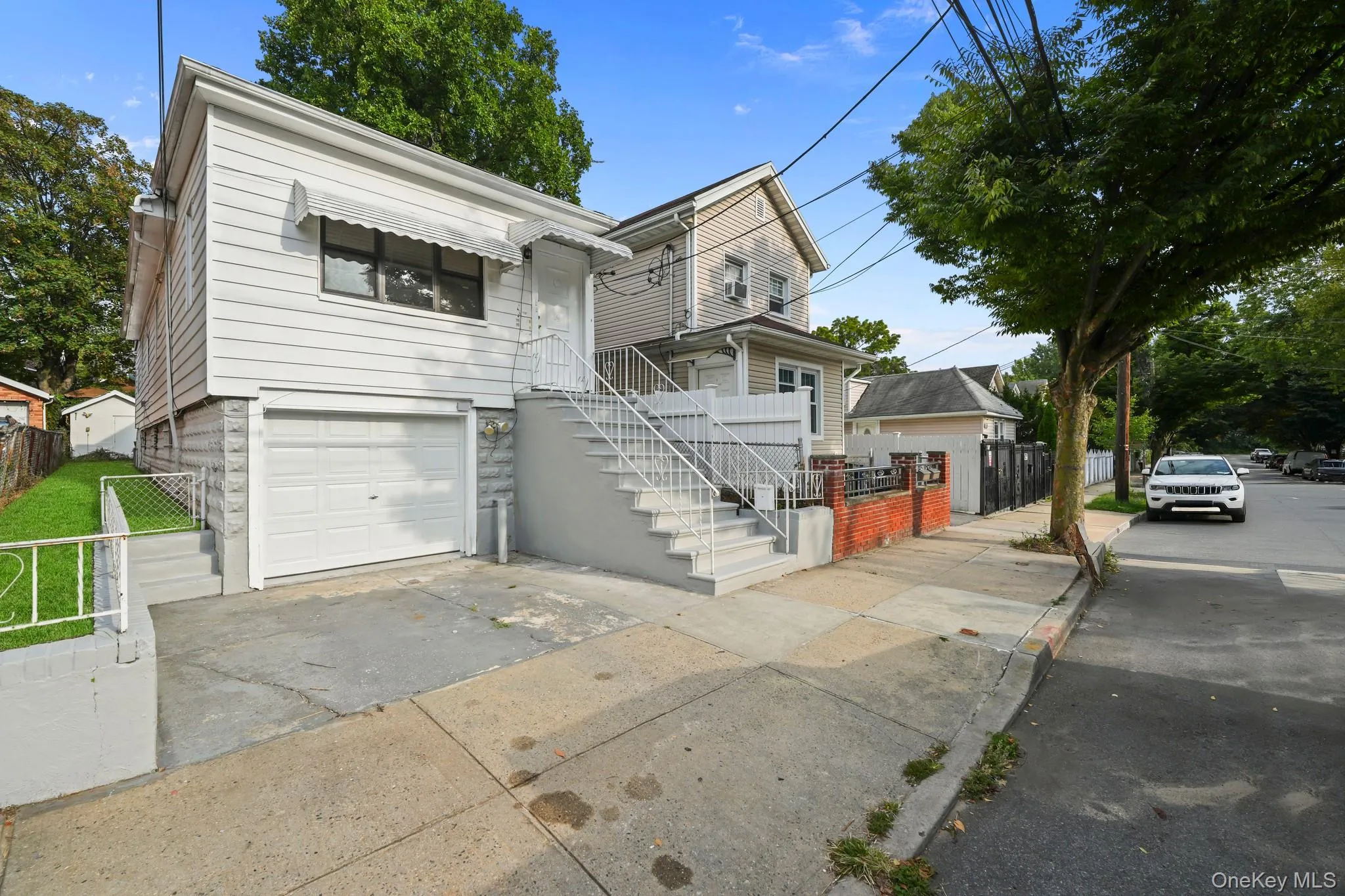 338 Thieriot Avenue, New York, NY, 3 Bedrooms Bedrooms, 12 Rooms Rooms,2 BathroomsBathrooms,Residential,For Rent,Thieriot,0,1054735 338 Thieriot Avenue, New York, NY, 3 Bedrooms Bedrooms, 12 Rooms Rooms,2 BathroomsBathrooms,Residential,For Rent,Thieriot,0,1054735