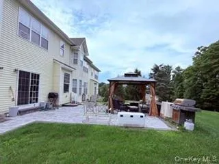50 Cobblestone Lane, Middletown, NY, 3 Bedrooms Bedrooms, 8 Rooms Rooms,2 BathroomsBathrooms,Residential,For Rent,Cobblestone,0,1054741 50 Cobblestone Lane, Middletown, NY, 3 Bedrooms Bedrooms, 8 Rooms Rooms,2 BathroomsBathrooms,Residential,For Rent,Cobblestone,0,1054741