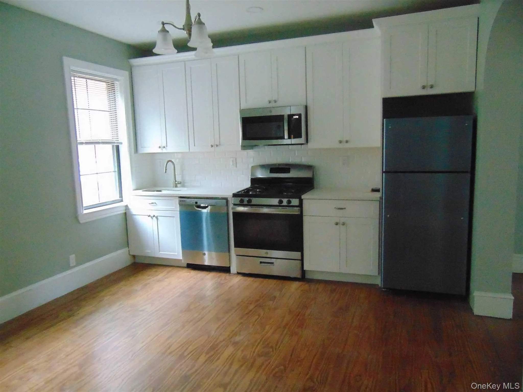 212 Union Street, Poughkeepsie, NY, 3 Bedrooms Bedrooms, 7 Rooms Rooms,2 BathroomsBathrooms,Residential Lease,For Rent,Union,0,1054743 212 Union Street, Poughkeepsie, NY, 3 Bedrooms Bedrooms, 7 Rooms Rooms,2 BathroomsBathrooms,Residential Lease,For Rent,Union,0,1054743