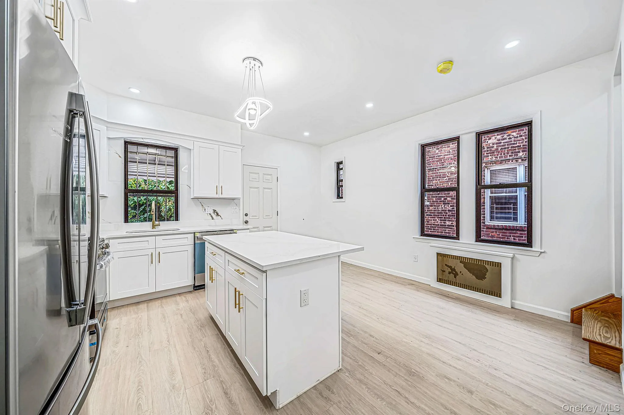53 59th Street, New York, NY, 4 Bedrooms Bedrooms, 6 Rooms Rooms,3 BathroomsBathrooms,Residential,For Rent,59th,0,1054749 53 59th Street, New York, NY, 4 Bedrooms Bedrooms, 6 Rooms Rooms,3 BathroomsBathrooms,Residential,For Rent,59th,0,1054749