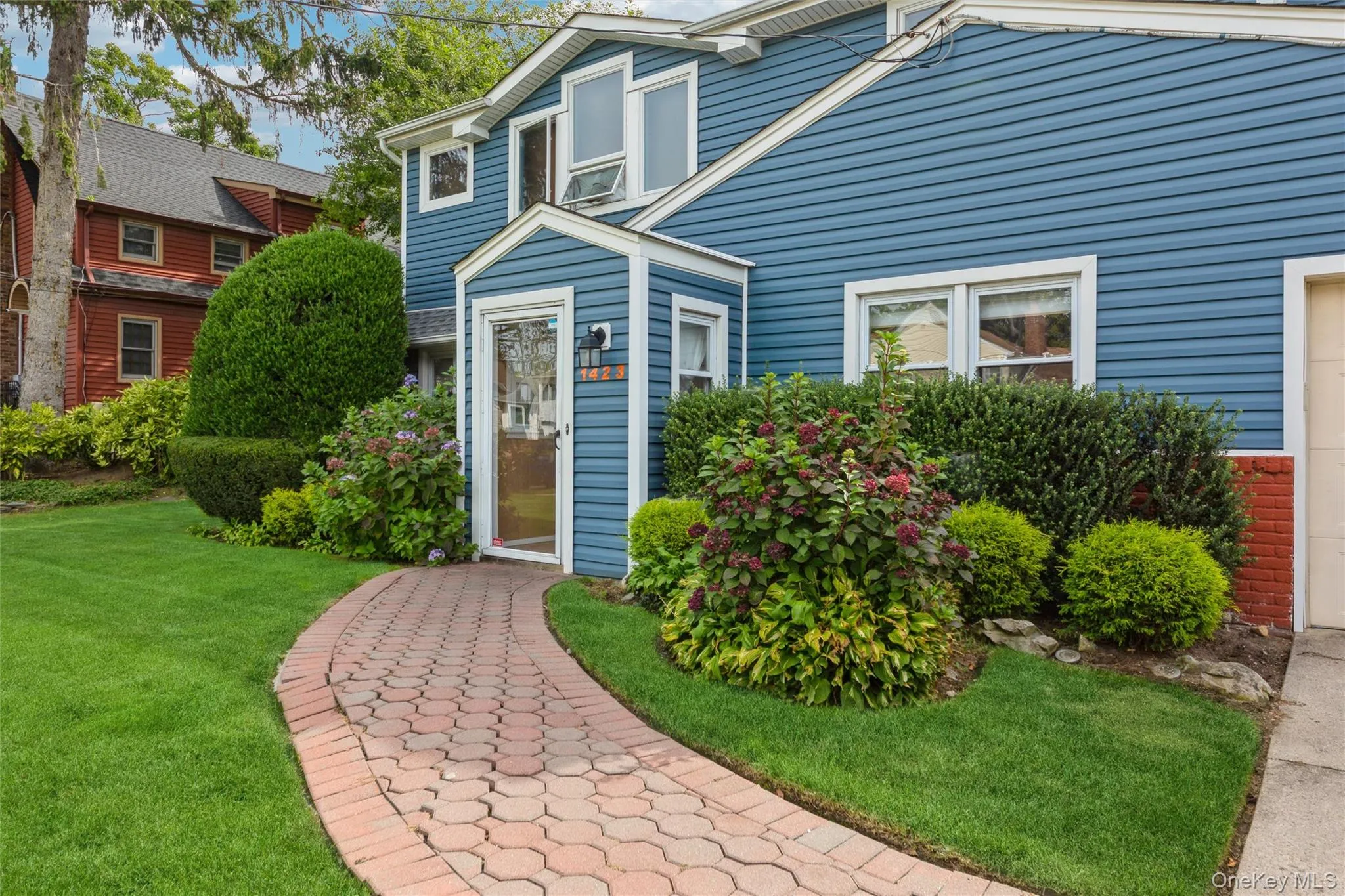 1423 Sturl Avenue, Hempstead, NY, 5 Bedrooms Bedrooms, 9 Rooms Rooms,2 BathroomsBathrooms,Residential,For Rent,Sturl,0,1054752 1423 Sturl Avenue, Hempstead, NY, 5 Bedrooms Bedrooms, 9 Rooms Rooms,2 BathroomsBathrooms,Residential,For Rent,Sturl,0,1054752