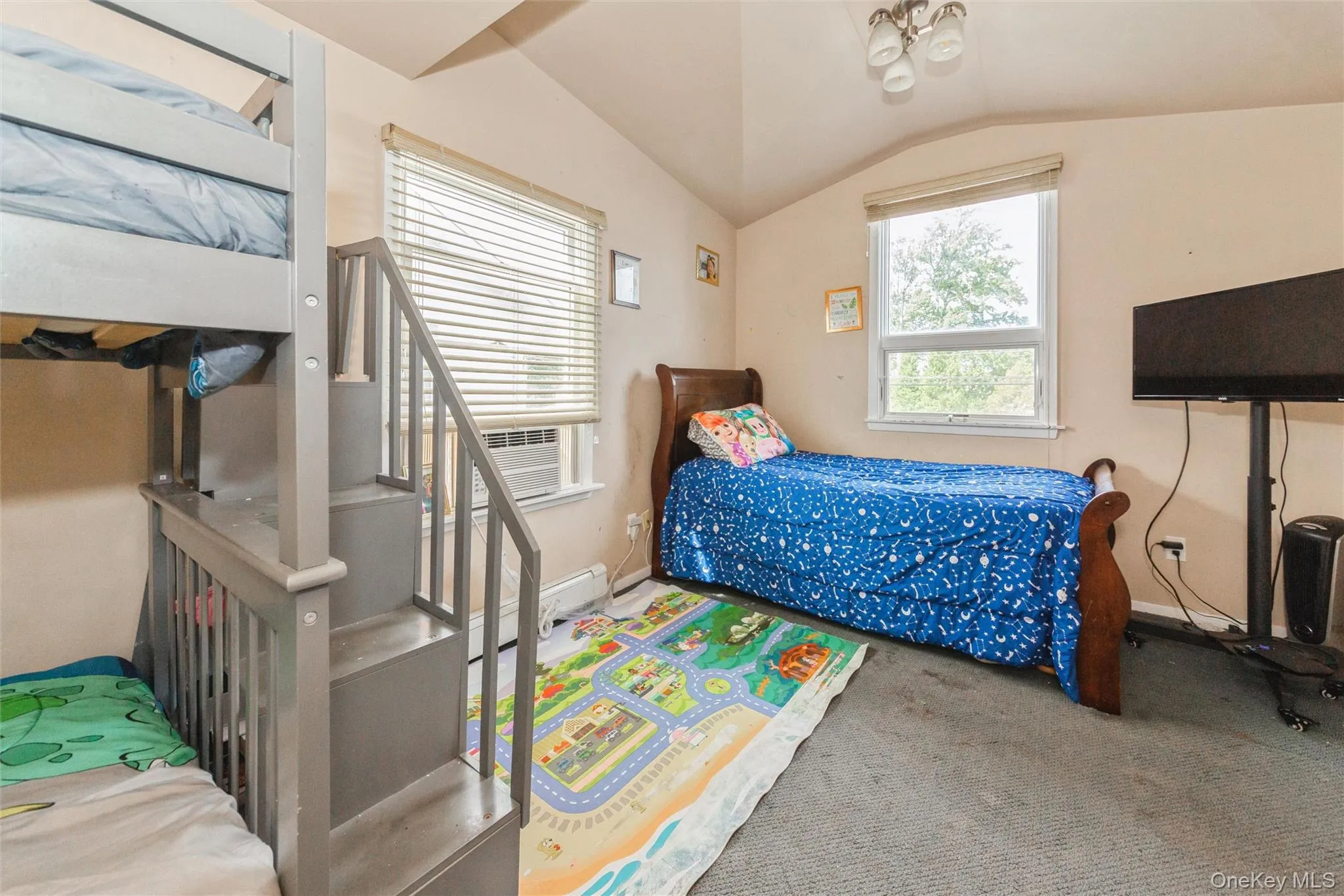 1423 Sturl Avenue, Hempstead, NY, 5 Bedrooms Bedrooms, 9 Rooms Rooms,2 BathroomsBathrooms,Residential,For Rent,Sturl,0,1054752 1423 Sturl Avenue, Hempstead, NY, 5 Bedrooms Bedrooms, 9 Rooms Rooms,2 BathroomsBathrooms,Residential,For Rent,Sturl,0,1054752