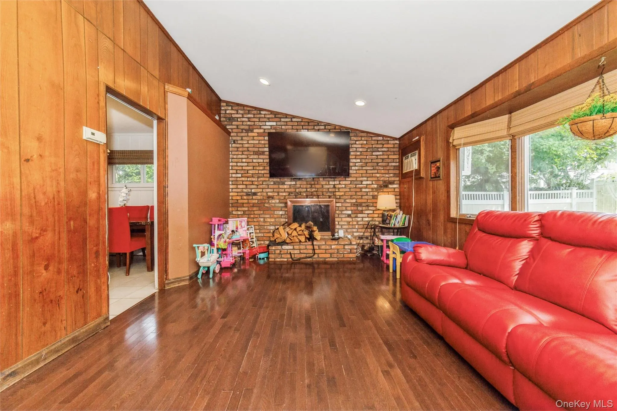 1423 Sturl Avenue, Hempstead, NY, 5 Bedrooms Bedrooms, 9 Rooms Rooms,2 BathroomsBathrooms,Residential,For Rent,Sturl,0,1054752 1423 Sturl Avenue, Hempstead, NY, 5 Bedrooms Bedrooms, 9 Rooms Rooms,2 BathroomsBathrooms,Residential,For Rent,Sturl,0,1054752