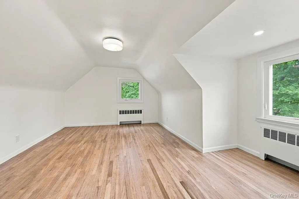 84 Middle Neck Road, North Hempstead, NY, 4 Bedrooms Bedrooms, 7 Rooms Rooms,2 BathroomsBathrooms,Residential,For Rent,Middle Neck,0,1054753 84 Middle Neck Road, North Hempstead, NY, 4 Bedrooms Bedrooms, 7 Rooms Rooms,2 BathroomsBathrooms,Residential,For Rent,Middle Neck,0,1054753