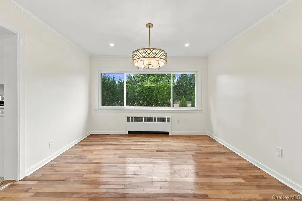 84 Middle Neck Road, North Hempstead, NY, 4 Bedrooms Bedrooms, 7 Rooms Rooms,2 BathroomsBathrooms,Residential,For Rent,Middle Neck,0,1054753 84 Middle Neck Road, North Hempstead, NY, 4 Bedrooms Bedrooms, 7 Rooms Rooms,2 BathroomsBathrooms,Residential,For Rent,Middle Neck,0,1054753