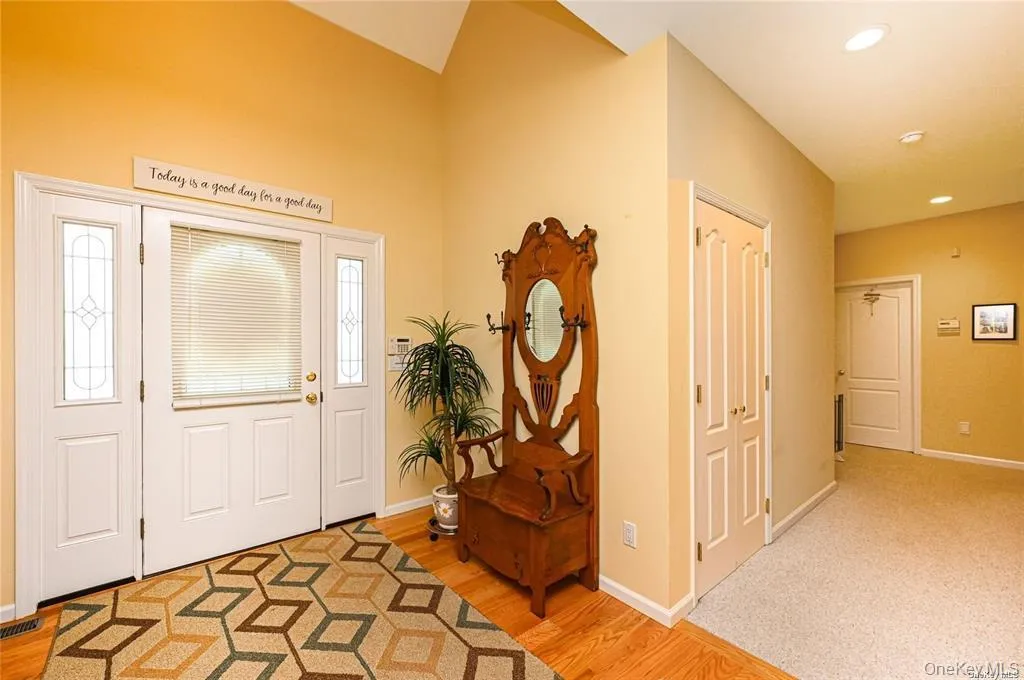 828 Pondview Road, Riverhead, NY, 4 Bedrooms Bedrooms, 7 Rooms Rooms,3 BathroomsBathrooms,Residential,For Rent,Pondview,0,1054756 828 Pondview Road, Riverhead, NY, 4 Bedrooms Bedrooms, 7 Rooms Rooms,3 BathroomsBathrooms,Residential,For Rent,Pondview,0,1054756