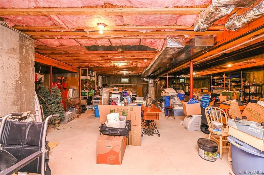 828 Pondview Road, Riverhead, NY, 4 Bedrooms Bedrooms, 7 Rooms Rooms,3 BathroomsBathrooms,Residential,For Rent,Pondview,0,1054756 828 Pondview Road, Riverhead, NY, 4 Bedrooms Bedrooms, 7 Rooms Rooms,3 BathroomsBathrooms,Residential,For Rent,Pondview,0,1054756