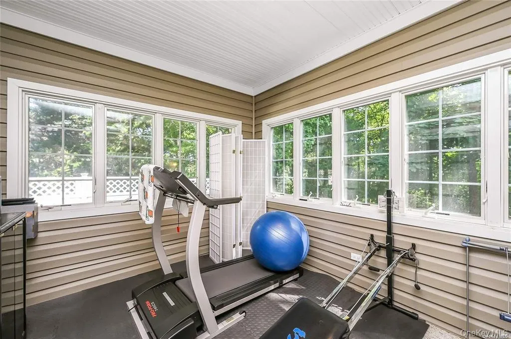 828 Pondview Road, Riverhead, NY, 4 Bedrooms Bedrooms, 7 Rooms Rooms,3 BathroomsBathrooms,Residential,For Rent,Pondview,0,1054756 828 Pondview Road, Riverhead, NY, 4 Bedrooms Bedrooms, 7 Rooms Rooms,3 BathroomsBathrooms,Residential,For Rent,Pondview,0,1054756