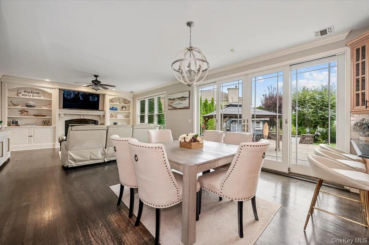 27 Crescent Cove Drive, Hempstead, NY, 3 Bedrooms Bedrooms, 8 Rooms Rooms,2 BathroomsBathrooms,Residential,For Rent,Crescent Cove,0,1054757 27 Crescent Cove Drive, Hempstead, NY, 3 Bedrooms Bedrooms, 8 Rooms Rooms,2 BathroomsBathrooms,Residential,For Rent,Crescent Cove,0,1054757