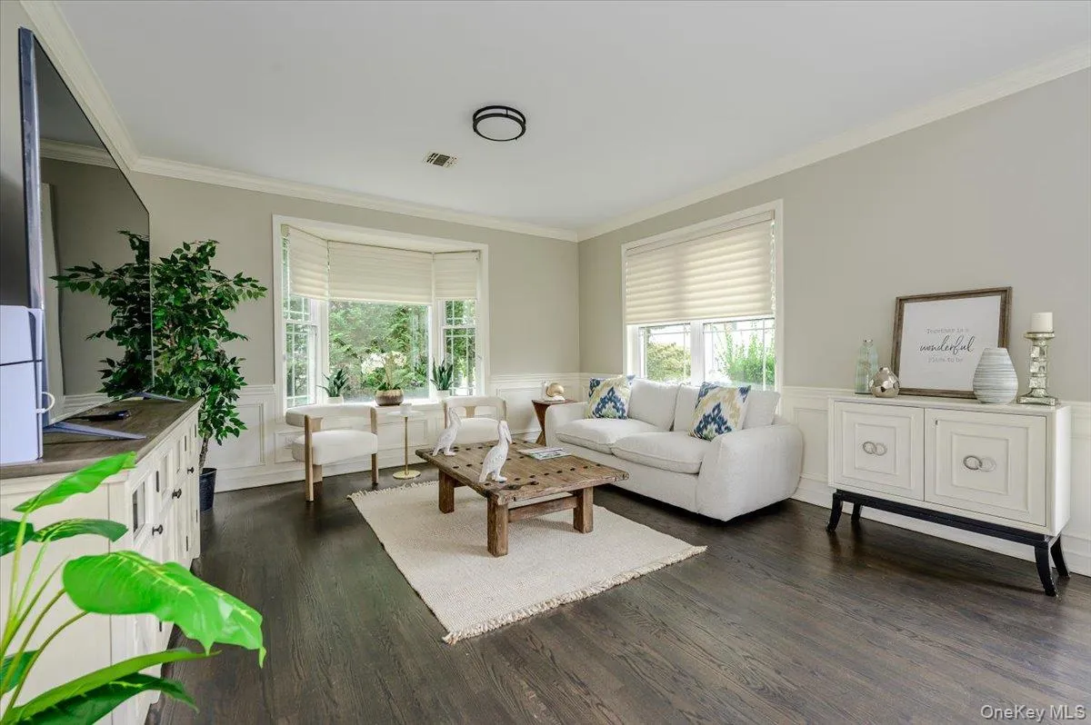 27 Crescent Cove Drive, Hempstead, NY, 3 Bedrooms Bedrooms, 8 Rooms Rooms,2 BathroomsBathrooms,Residential,For Rent,Crescent Cove,0,1054757 27 Crescent Cove Drive, Hempstead, NY, 3 Bedrooms Bedrooms, 8 Rooms Rooms,2 BathroomsBathrooms,Residential,For Rent,Crescent Cove,0,1054757