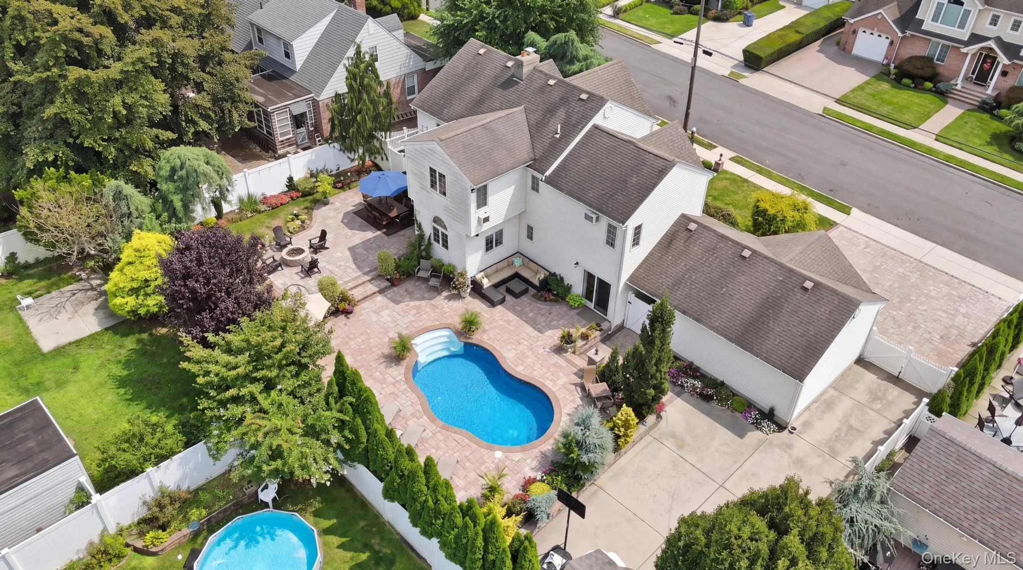 458 Wilson Street, Hempstead, NY, 4 Bedrooms Bedrooms, 9 Rooms Rooms,3 BathroomsBathrooms,Residential,For Rent,Wilson,0,1054758 458 Wilson Street, Hempstead, NY, 4 Bedrooms Bedrooms, 9 Rooms Rooms,3 BathroomsBathrooms,Residential,For Rent,Wilson,0,1054758