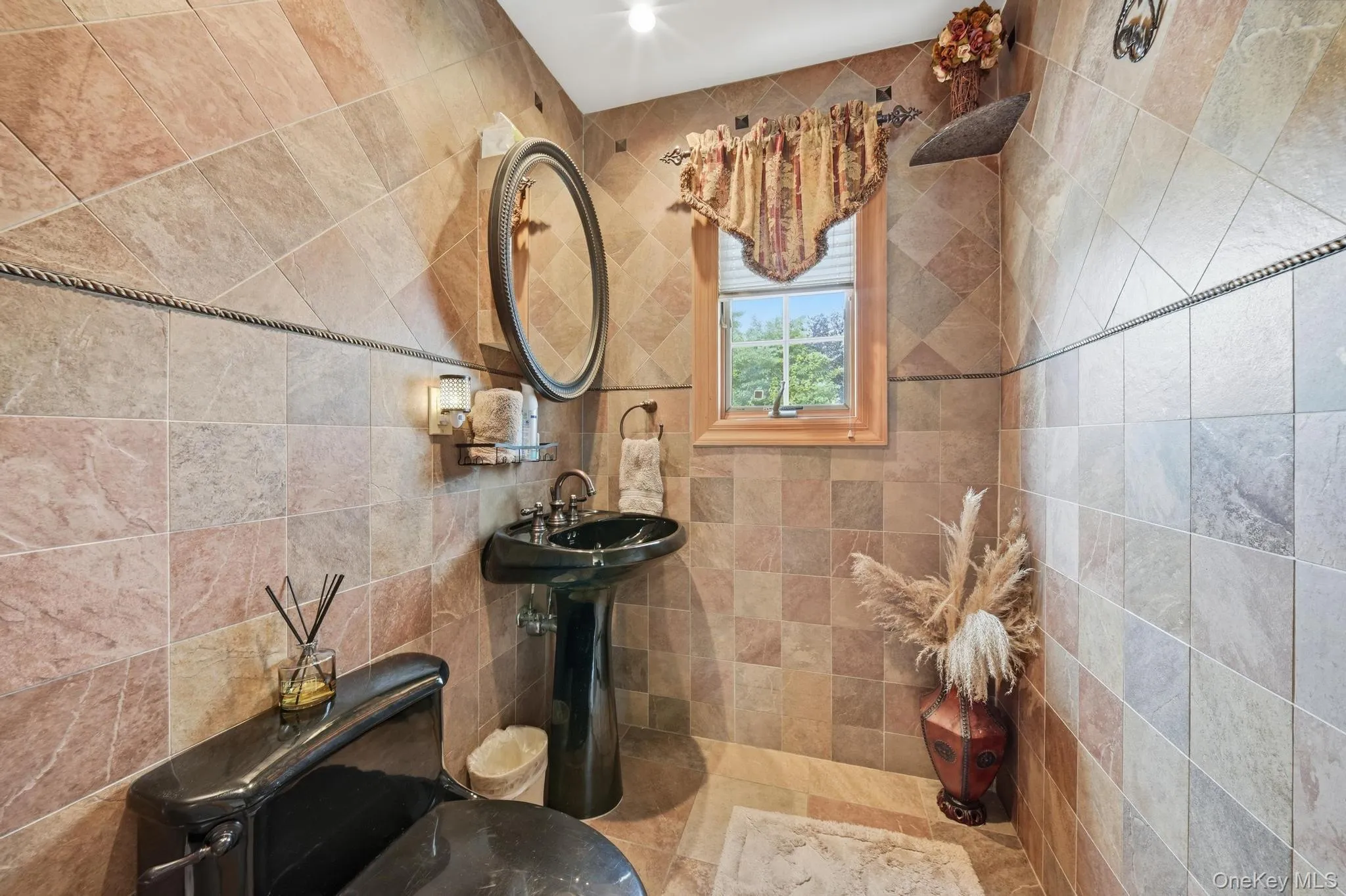458 Wilson Street, Hempstead, NY, 4 Bedrooms Bedrooms, 9 Rooms Rooms,3 BathroomsBathrooms,Residential,For Rent,Wilson,0,1054758 458 Wilson Street, Hempstead, NY, 4 Bedrooms Bedrooms, 9 Rooms Rooms,3 BathroomsBathrooms,Residential,For Rent,Wilson,0,1054758