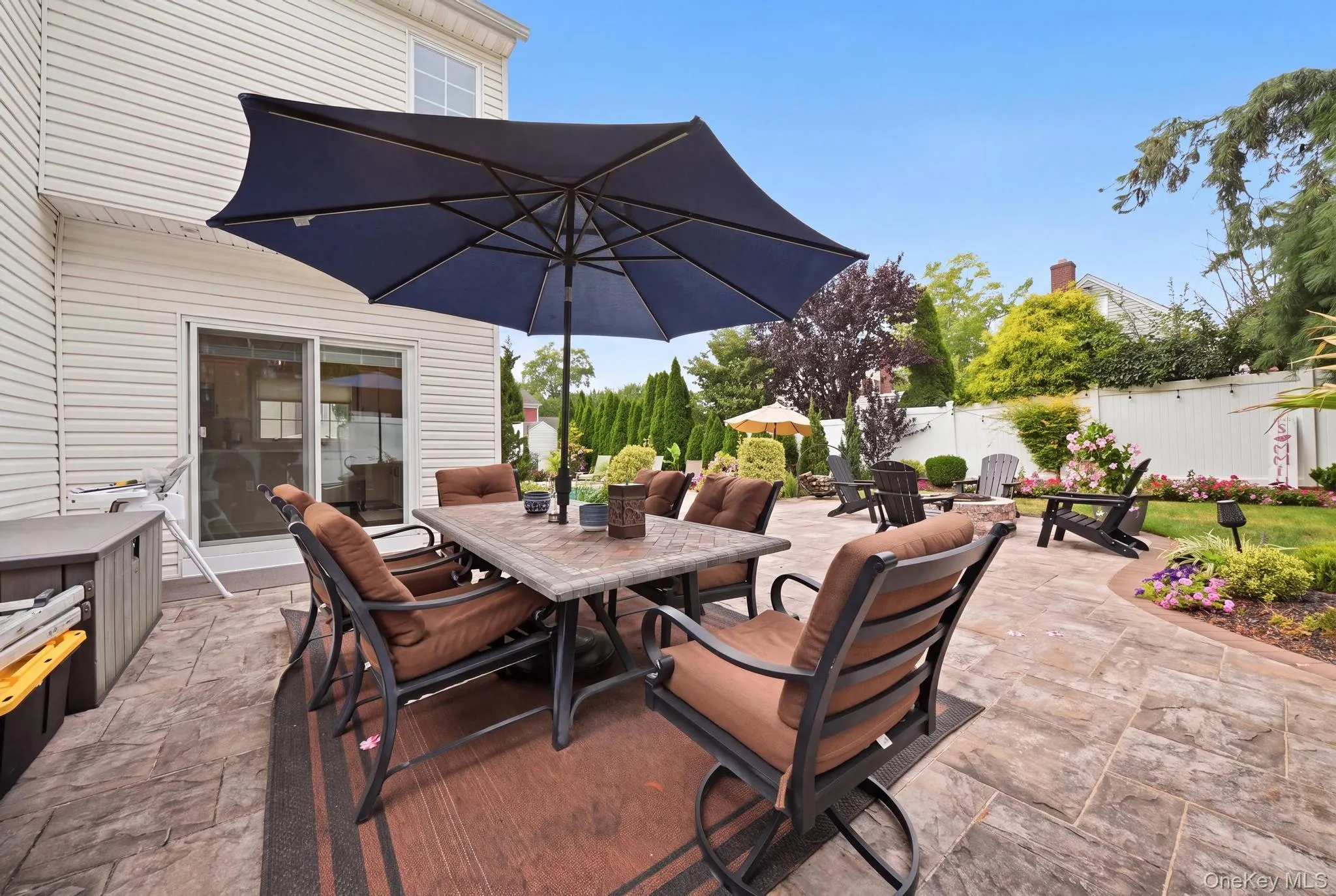 458 Wilson Street, Hempstead, NY, 4 Bedrooms Bedrooms, 9 Rooms Rooms,3 BathroomsBathrooms,Residential,For Rent,Wilson,0,1054758 458 Wilson Street, Hempstead, NY, 4 Bedrooms Bedrooms, 9 Rooms Rooms,3 BathroomsBathrooms,Residential,For Rent,Wilson,0,1054758