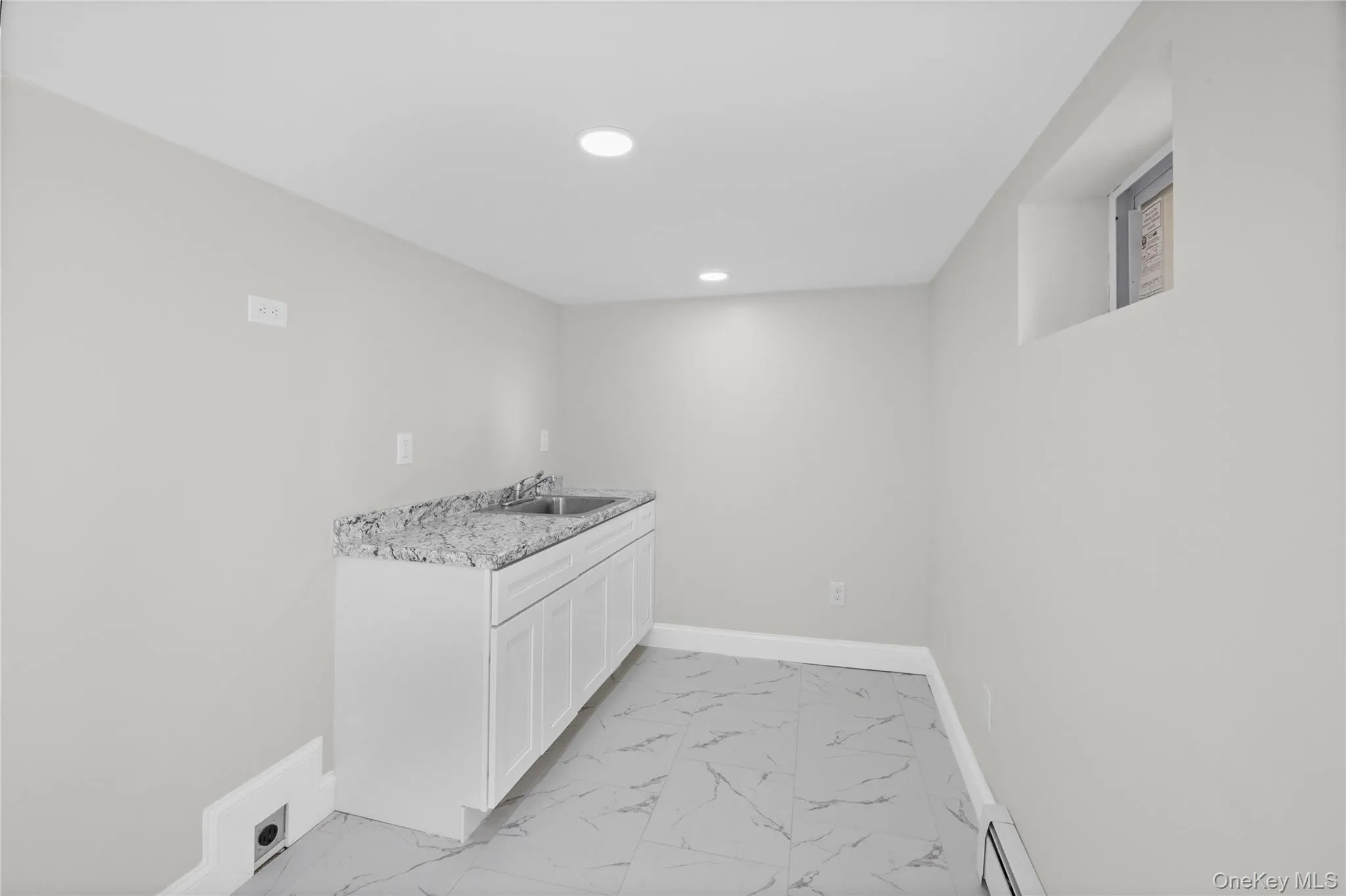 64 Yarnell Street, Islip, NY, 4 Bedrooms Bedrooms, 8 Rooms Rooms,2 BathroomsBathrooms,Residential,For Rent,Yarnell,0,1054761 64 Yarnell Street, Islip, NY, 4 Bedrooms Bedrooms, 8 Rooms Rooms,2 BathroomsBathrooms,Residential,For Rent,Yarnell,0,1054761