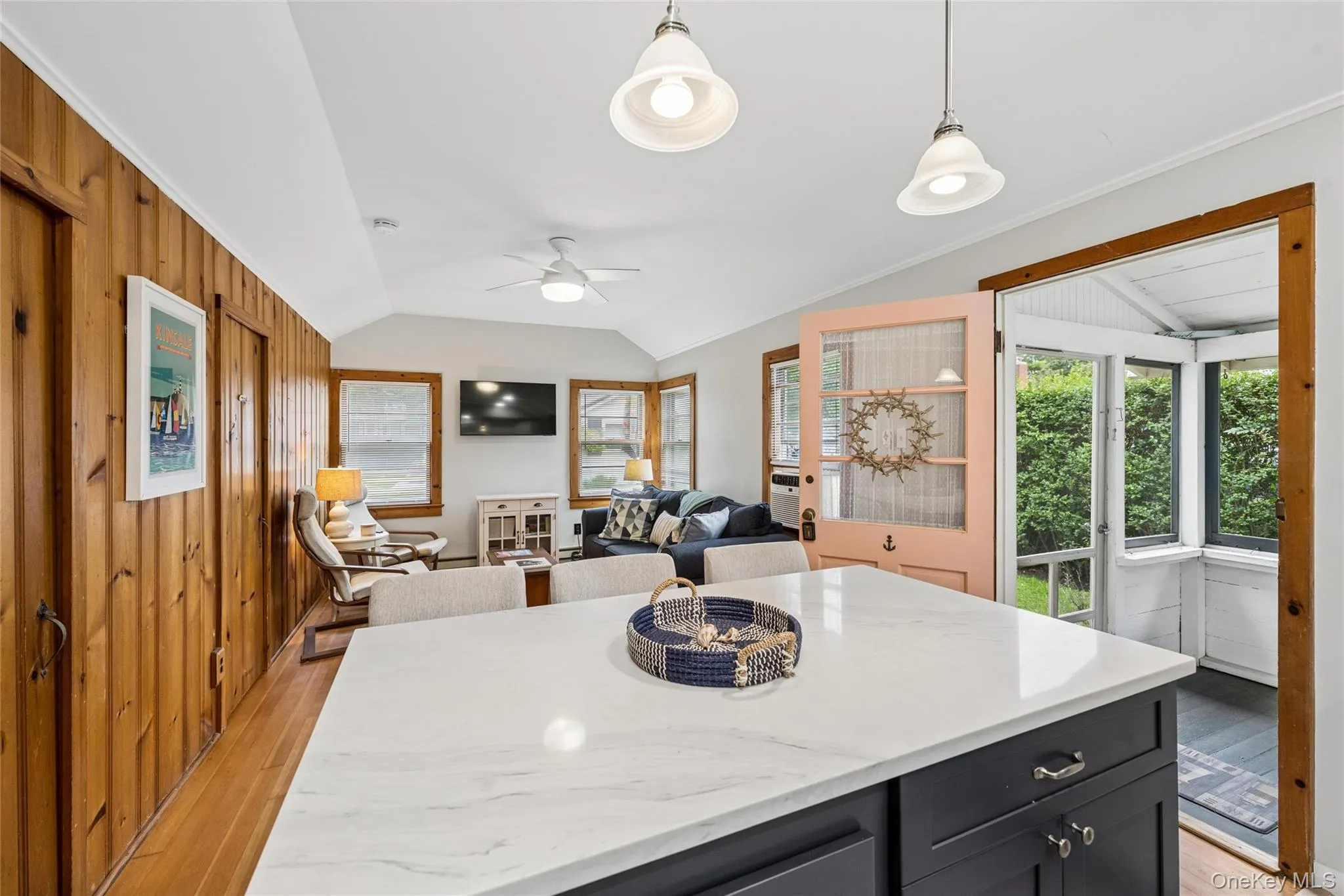 43 Kirby Lane, Riverhead, NY, 2 Bedrooms Bedrooms, 4 Rooms Rooms,1 BathroomBathrooms,Residential,For Rent,Kirby,0,1054765 43 Kirby Lane, Riverhead, NY, 2 Bedrooms Bedrooms, 4 Rooms Rooms,1 BathroomBathrooms,Residential,For Rent,Kirby,0,1054765
