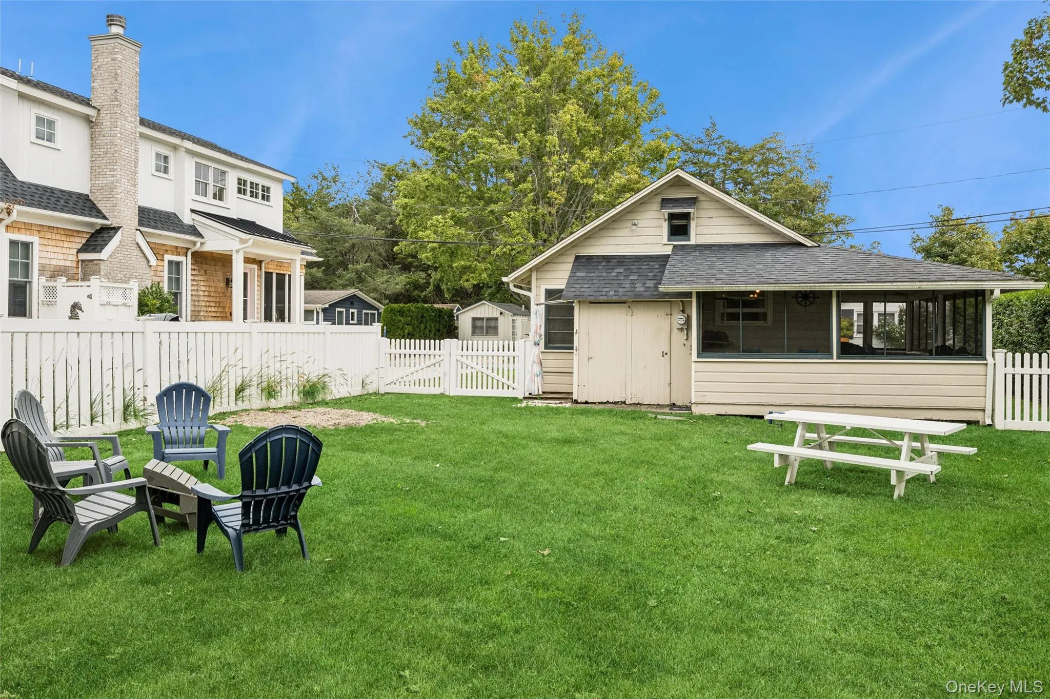 43 Kirby Lane, Riverhead, NY, 2 Bedrooms Bedrooms, 4 Rooms Rooms,1 BathroomBathrooms,Residential,For Rent,Kirby,0,1054765 43 Kirby Lane, Riverhead, NY, 2 Bedrooms Bedrooms, 4 Rooms Rooms,1 BathroomBathrooms,Residential,For Rent,Kirby,0,1054765