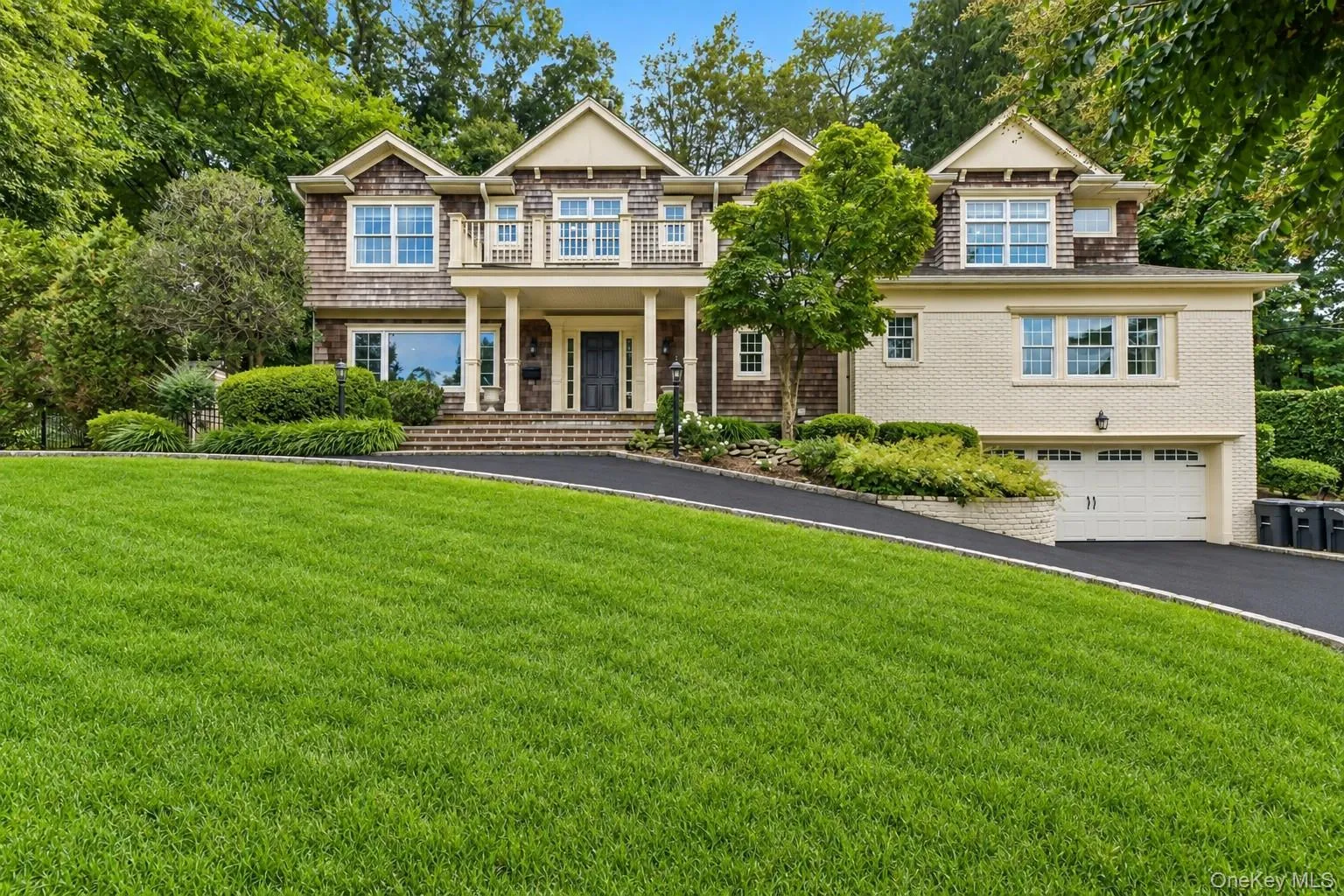 40 Poplar Drive, North Hempstead, NY, 5 Bedrooms Bedrooms, 12 Rooms Rooms,4 BathroomsBathrooms,Residential,For Rent,Poplar,0,1054771 40 Poplar Drive, North Hempstead, NY, 5 Bedrooms Bedrooms, 12 Rooms Rooms,4 BathroomsBathrooms,Residential,For Rent,Poplar,0,1054771
