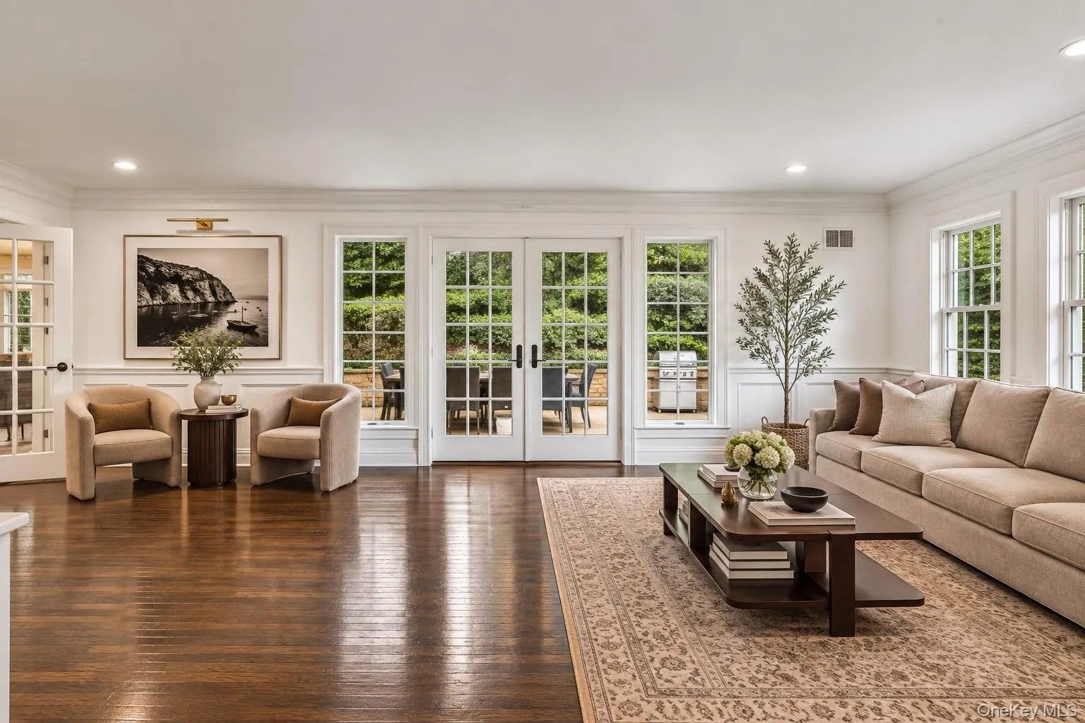 40 Poplar Drive, North Hempstead, NY, 5 Bedrooms Bedrooms, 12 Rooms Rooms,4 BathroomsBathrooms,Residential,For Rent,Poplar,0,1054771 40 Poplar Drive, North Hempstead, NY, 5 Bedrooms Bedrooms, 12 Rooms Rooms,4 BathroomsBathrooms,Residential,For Rent,Poplar,0,1054771