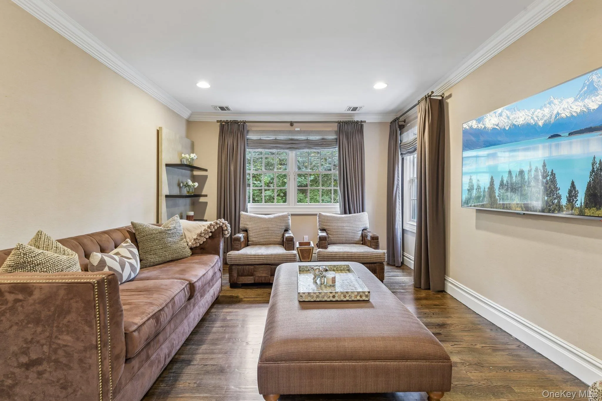 40 Poplar Drive, North Hempstead, NY, 5 Bedrooms Bedrooms, 12 Rooms Rooms,4 BathroomsBathrooms,Residential,For Rent,Poplar,0,1054771 40 Poplar Drive, North Hempstead, NY, 5 Bedrooms Bedrooms, 12 Rooms Rooms,4 BathroomsBathrooms,Residential,For Rent,Poplar,0,1054771