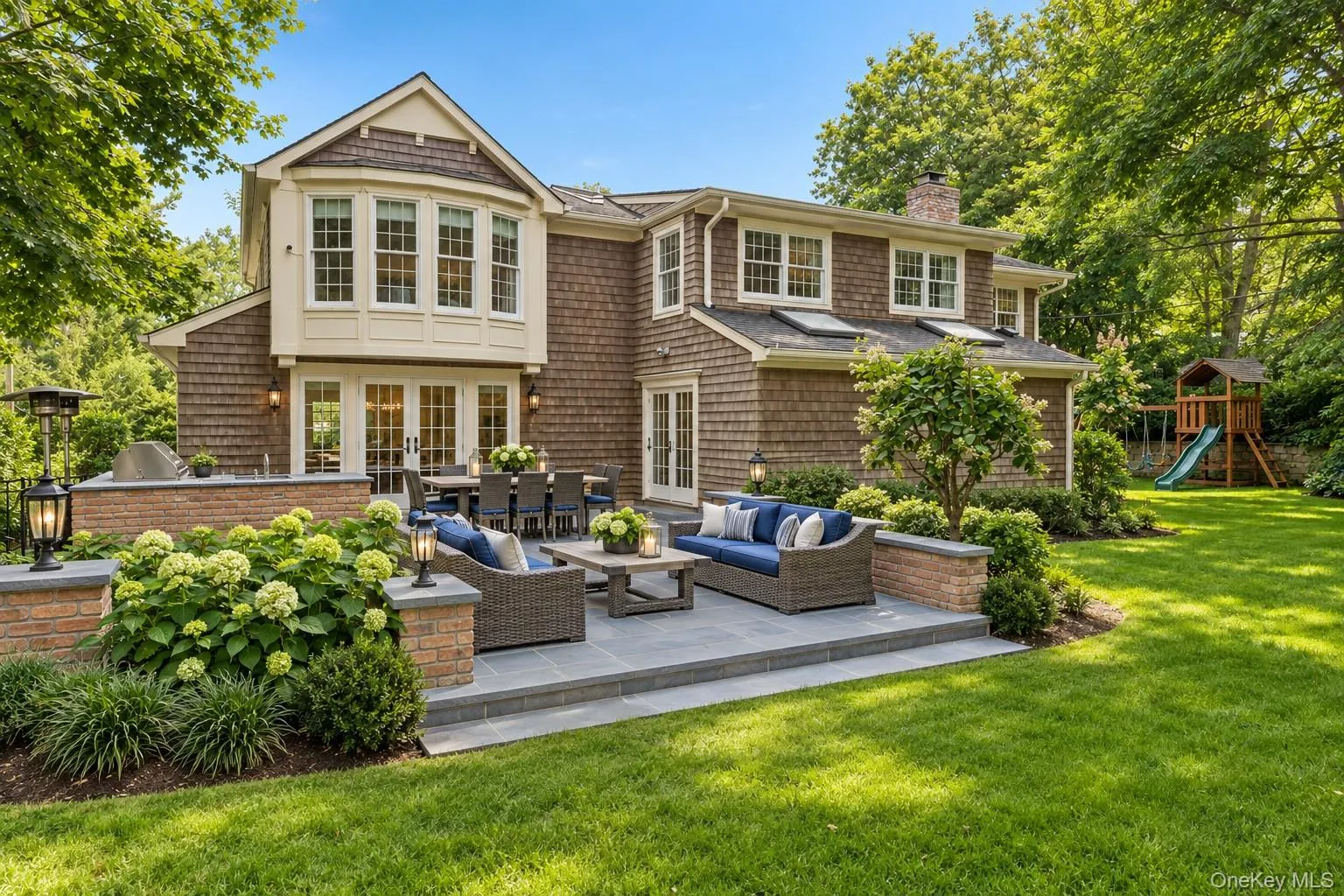40 Poplar Drive, North Hempstead, NY, 5 Bedrooms Bedrooms, 12 Rooms Rooms,4 BathroomsBathrooms,Residential,For Rent,Poplar,0,1054771 40 Poplar Drive, North Hempstead, NY, 5 Bedrooms Bedrooms, 12 Rooms Rooms,4 BathroomsBathrooms,Residential,For Rent,Poplar,0,1054771