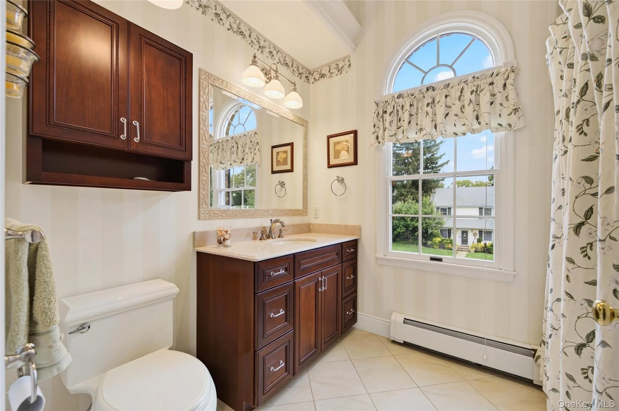 2 Garden Street, Hempstead, NY, 4 Bedrooms Bedrooms, 11 Rooms Rooms,2 BathroomsBathrooms,Residential,For Rent,Garden,0,1054777 2 Garden Street, Hempstead, NY, 4 Bedrooms Bedrooms, 11 Rooms Rooms,2 BathroomsBathrooms,Residential,For Rent,Garden,0,1054777