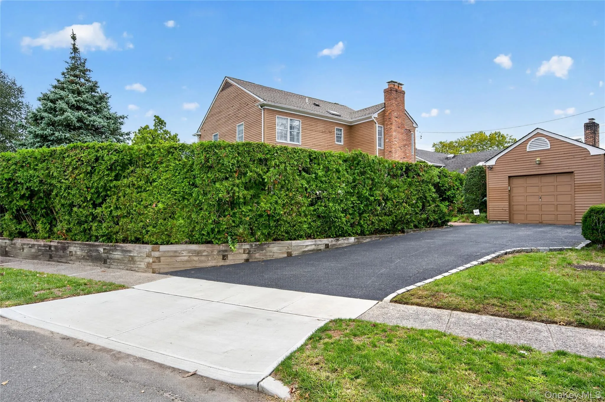 2 Garden Street, Hempstead, NY, 4 Bedrooms Bedrooms, 11 Rooms Rooms,2 BathroomsBathrooms,Residential,For Rent,Garden,0,1054777 2 Garden Street, Hempstead, NY, 4 Bedrooms Bedrooms, 11 Rooms Rooms,2 BathroomsBathrooms,Residential,For Rent,Garden,0,1054777