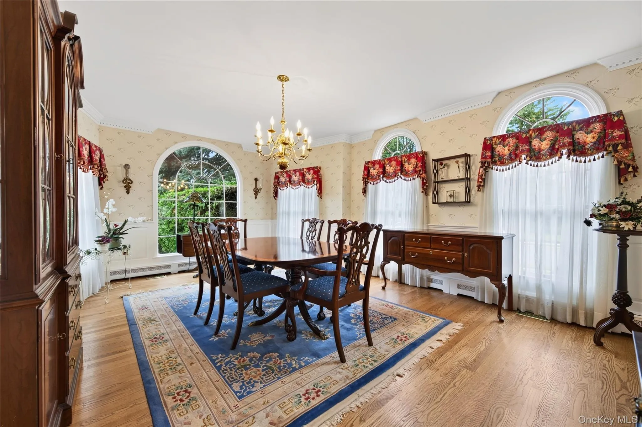 2 Garden Street, Hempstead, NY, 4 Bedrooms Bedrooms, 11 Rooms Rooms,2 BathroomsBathrooms,Residential,For Rent,Garden,0,1054777 2 Garden Street, Hempstead, NY, 4 Bedrooms Bedrooms, 11 Rooms Rooms,2 BathroomsBathrooms,Residential,For Rent,Garden,0,1054777